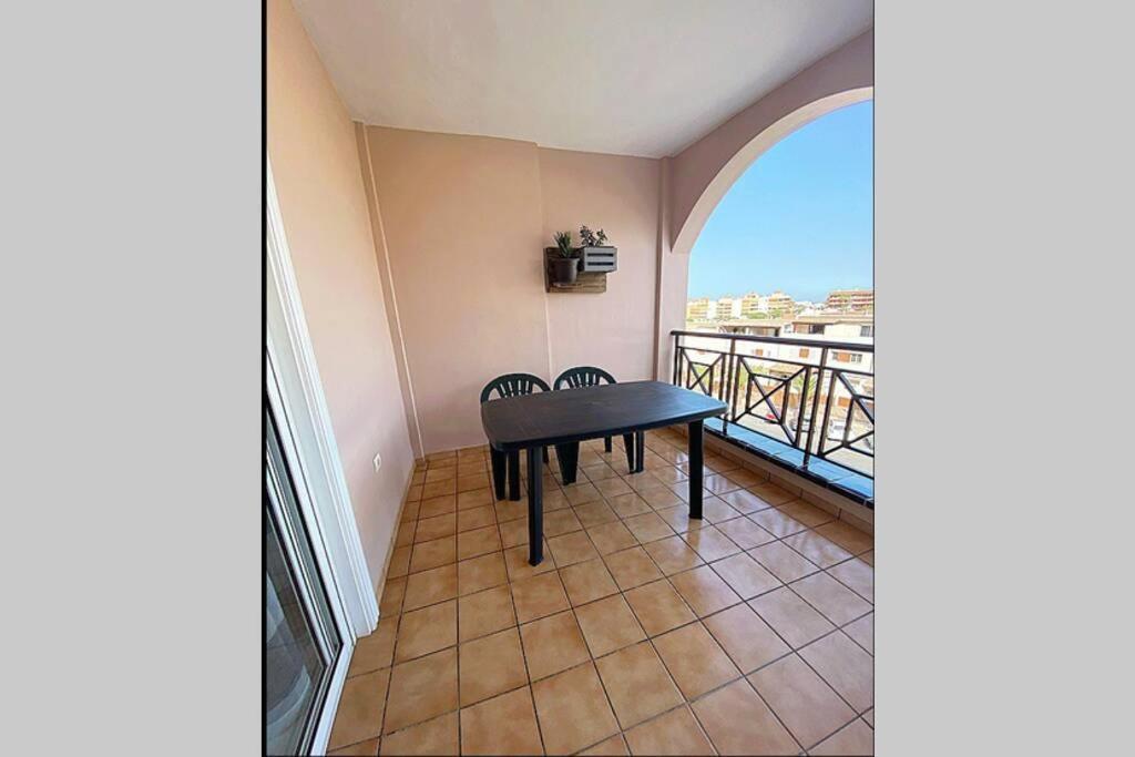 Apartamento Dinastia de la Reina Arona  Exterior foto