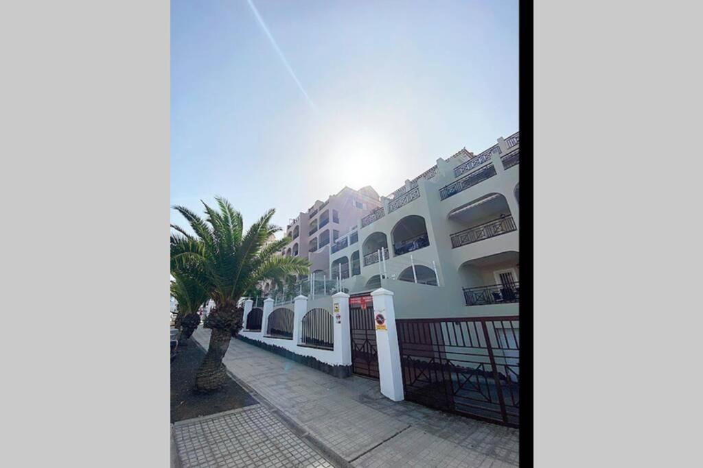 Apartamento Dinastia de la Reina Arona  Exterior foto
